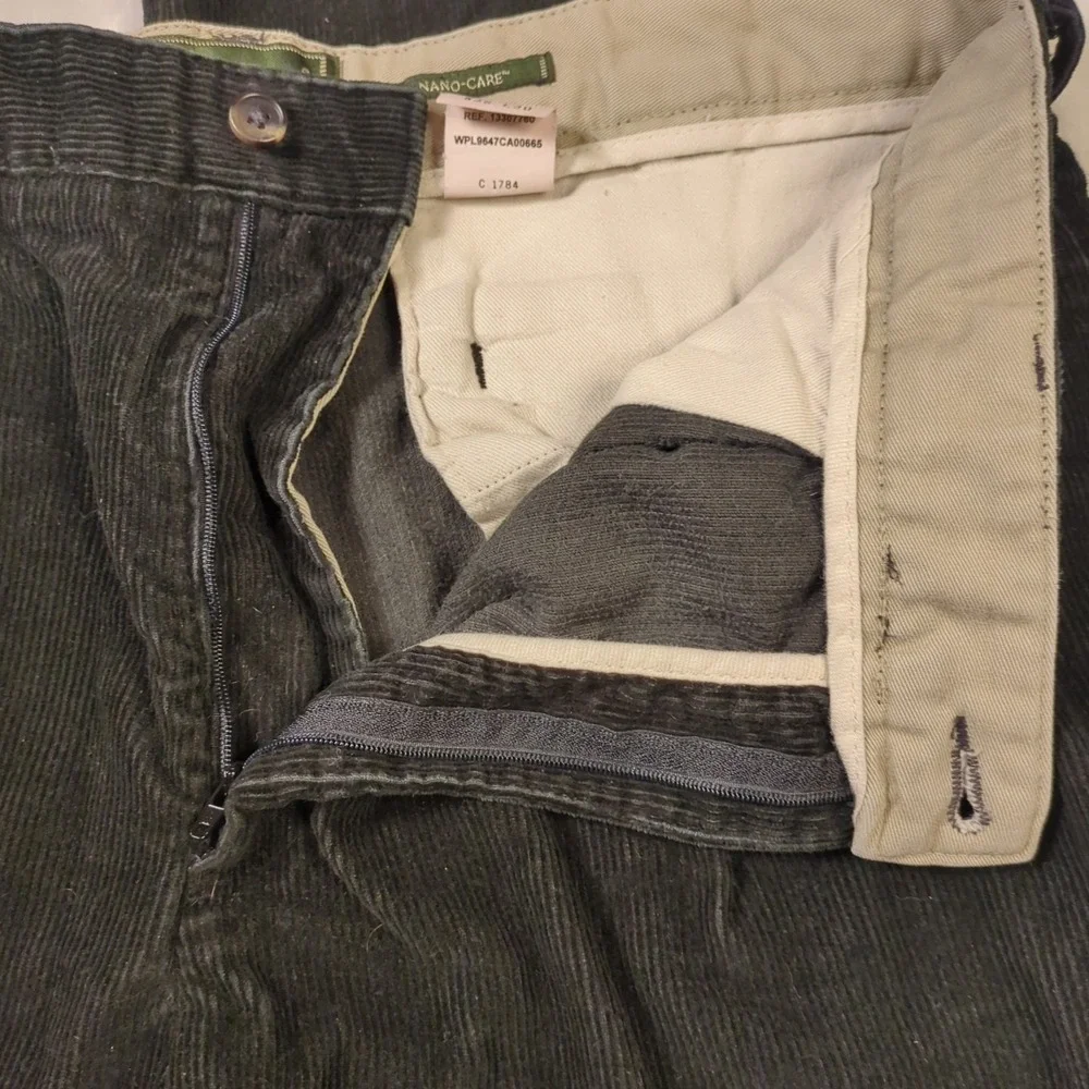 Vintage Eddie Bauer Black Corduroy‎ Pants Size 36x30 Mens Relaxed Fit Nano-care
